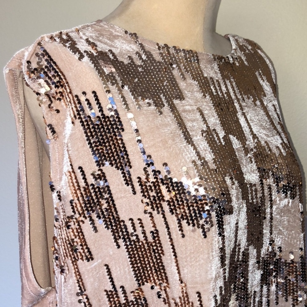 Marc New York Evening Wear Sequin Velvet Sleeveless Top